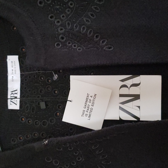 ZARA Limited Edition Eyelet Detail Heavy Knit Coat - Picture 10 of 16